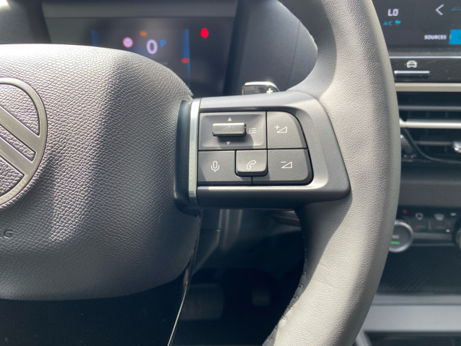 CITROEN_CITROEN_C4_FR2301040_8.jpg