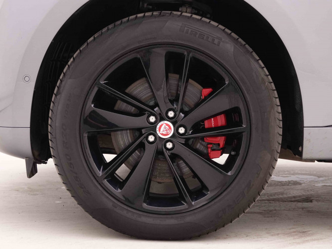 JAGUAR_JAGUAR_F_PACE_2547357_25.jpg