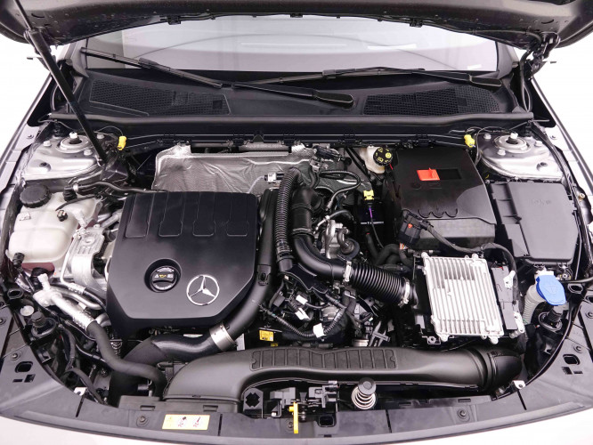 MERCEDES_MERCEDES_AKLASSE_2548340_24.jpg