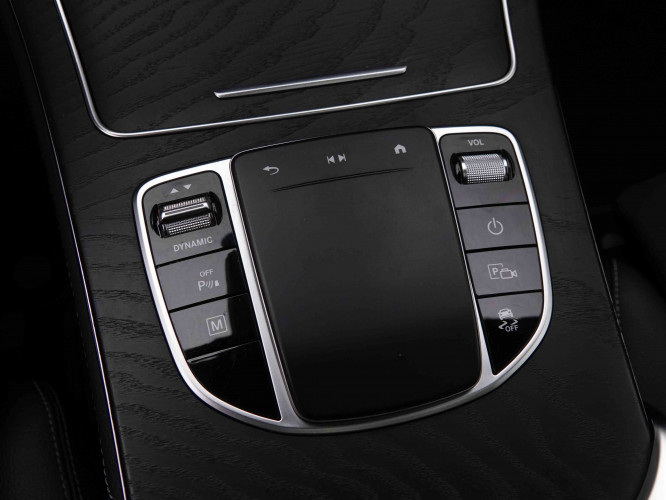 MERCEDES_MERCEDES_GLC_2548544_16.jpg