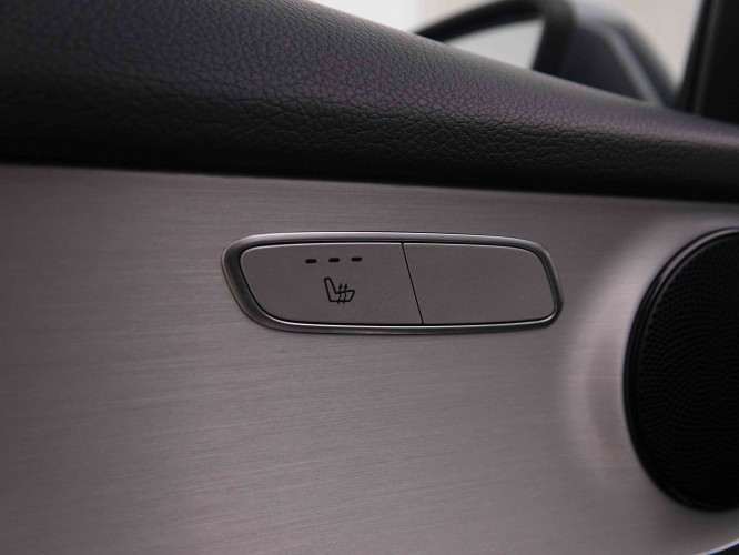 MERCEDES_MERCEDES_GLC_2548544_22.jpg