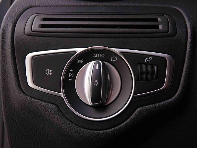 MERCEDES_MERCEDES_GLC_2548544_9.jpg