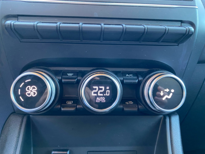RENAULT_RENAULT_CAPTUR_FR2300816_13.jpg