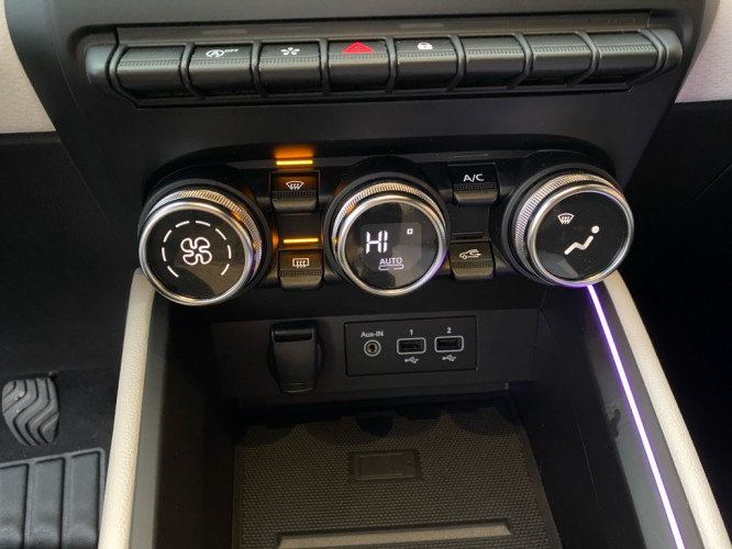 RENAULT_RENAULT_CLIO_FR2300875_13.jpg