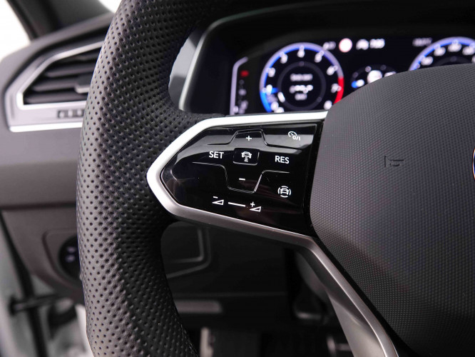 VOLKSWAGEN_VOLKSWAGEN_TIGUAN_2548383_18.jpg