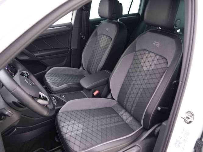 VOLKSWAGEN_VOLKSWAGEN_TIGUAN_2548383_6.jpg